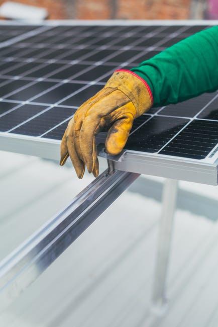 How to Choose a Solar Panel Company: Everything You Need to Know