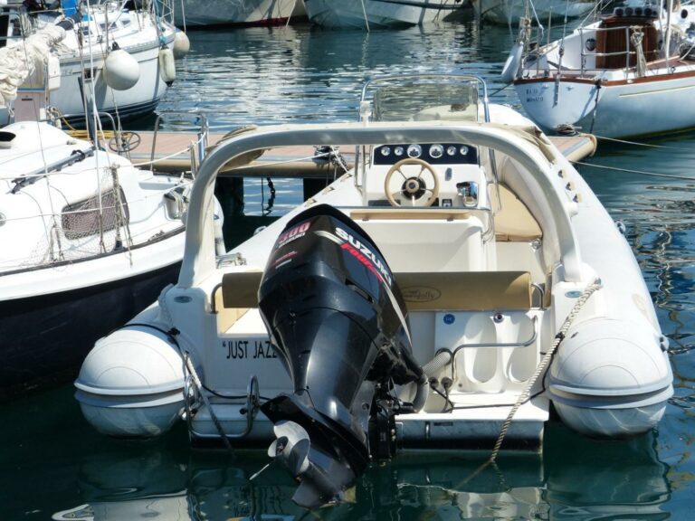 Quick Guide to Outboard Maintenance