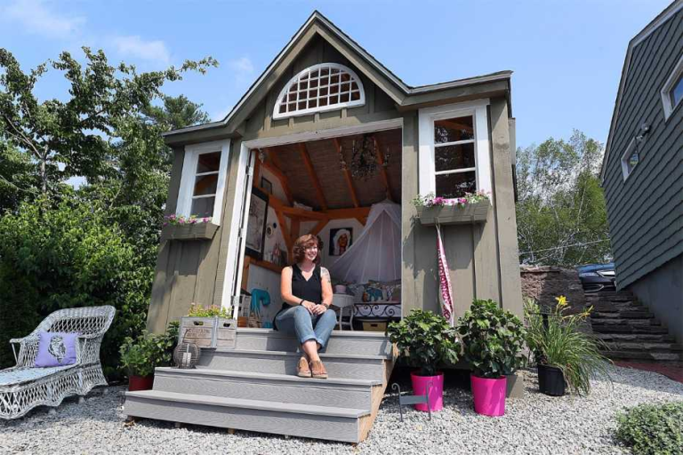 What Are She Sheds and Why Are They Perfect for Busy Moms?